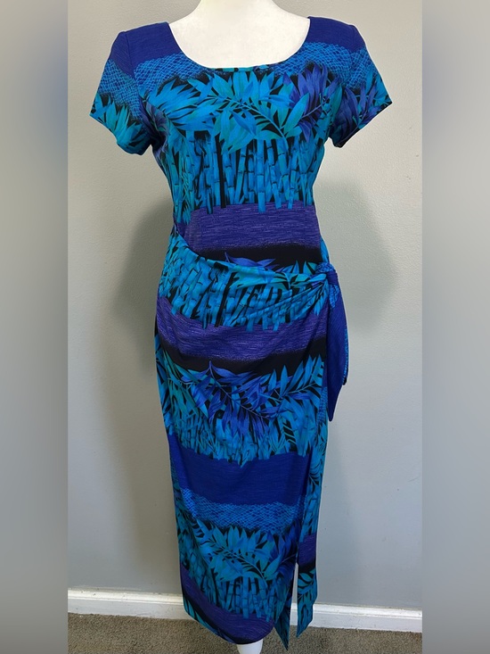 Jessica Howard Dresses & Skirts - Vintage Island vibes Tropical Blue Teal purple Leaf Print wrap Dress